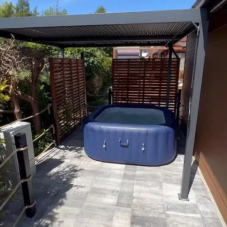 Goosehaus Z Prywatna Sauna I Jacuzzi * Gąski